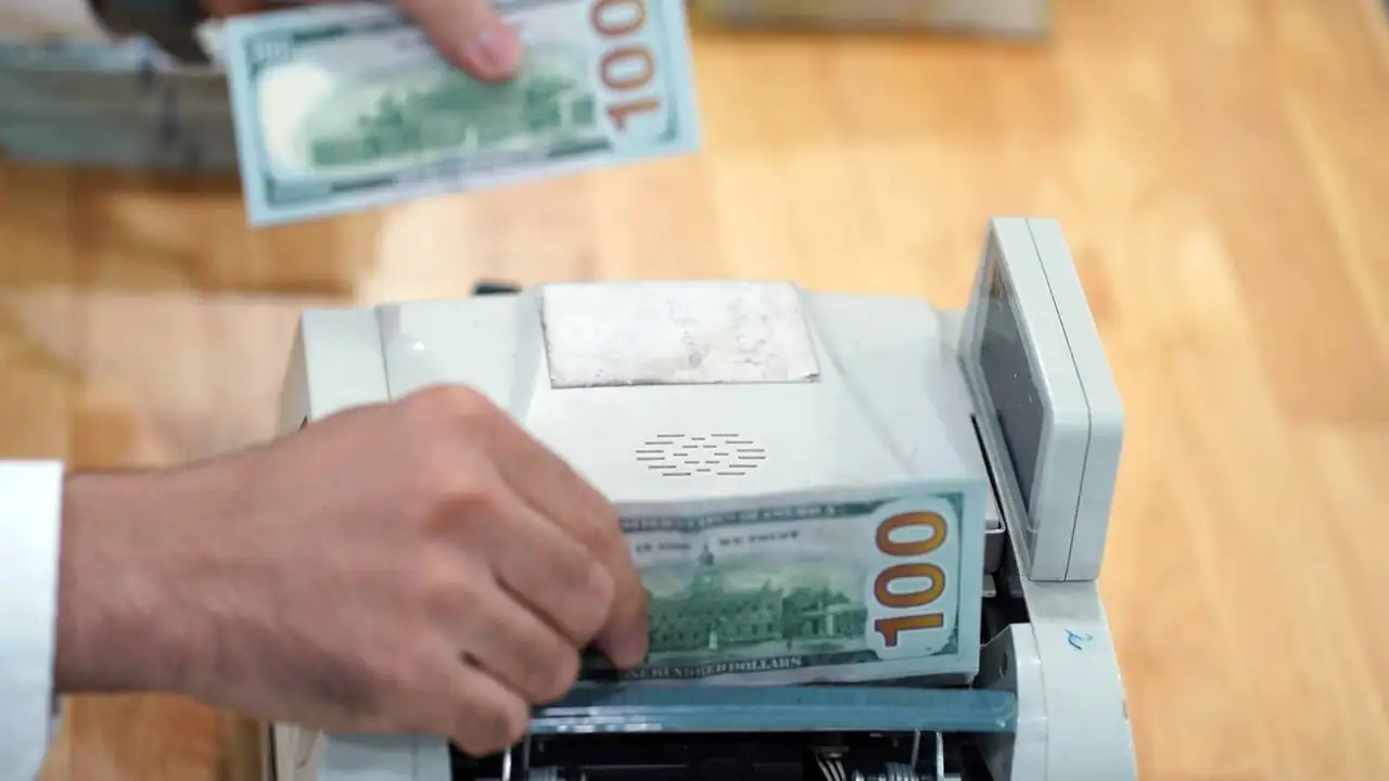 سعر صرف الدولار الأمريكي يرتفع بفارق 290 في 13 يونيو 2026